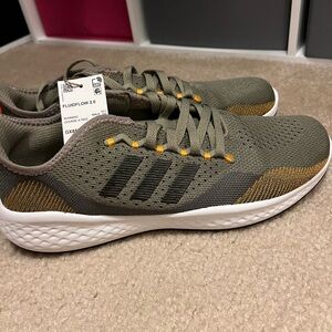 Adidas Fluidflow 2.0 men’s 11. BNWT
